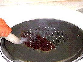 実例：ドライアイス(CO2)ブラスト洗浄(クリーニング)によるアルミアノダイズ皮膜付電極洗浄